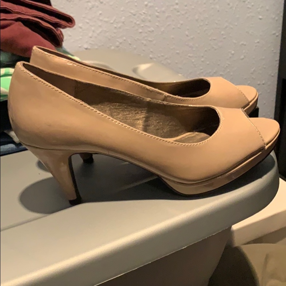 Open Toe Pumps